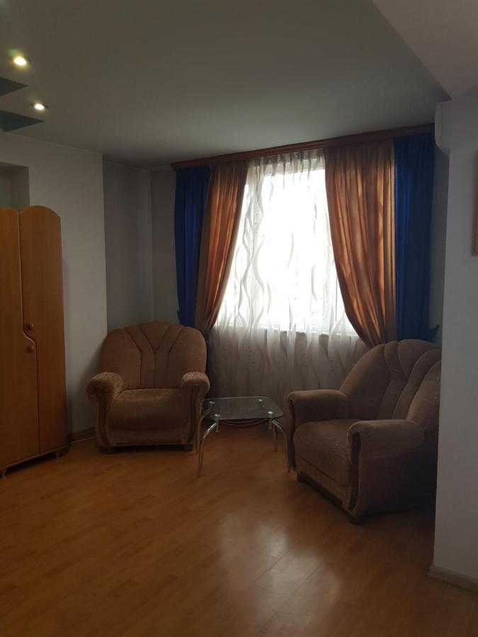 Apartment-14 In The Center Of เยเรวาน ภายนอก รูปภาพ